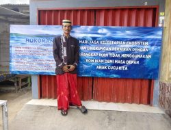 Tokoh Nelayan Daeng Lukman Tolak Bahan Peledak Ikan