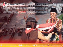 Peringati HUT RI ke-80, 32 ASN UIN RIL Terima Tanda Kehormatan Satyalencana Karya Satya