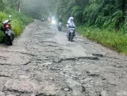Tak Kunjung di Perbaiki, Masyarakat Sukarame Balik Bukit Akan Tambal Sulam Jalan Secara Swadaya