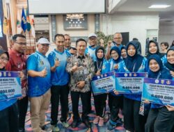 Lampung Siap Jadi Tuan Rumah Pornas Korpri 2027, Sekda Serahkan Tali Asih Atlet Berprestasi